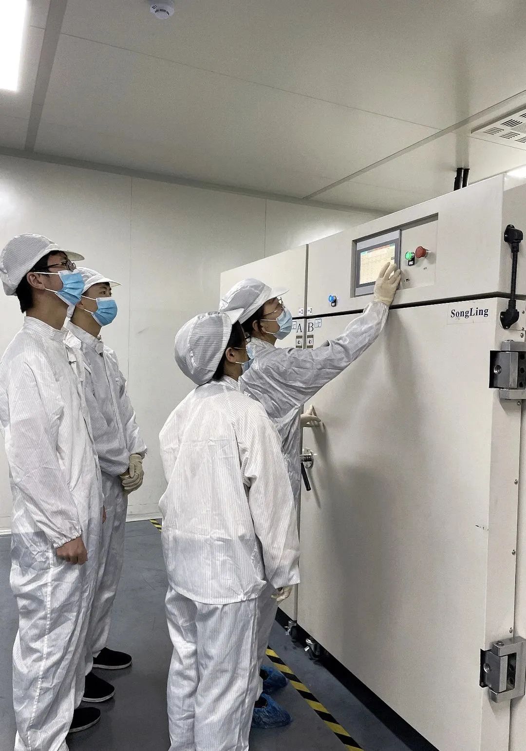 天能高能锂电研发立异事情室，，，喜报连连，，，荣获多项殊荣-新闻动态-天能控股集团 - 贡献绿色能源，，，创立优美生涯。。。。