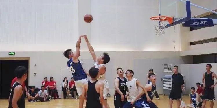 缤纷社团丨Young起青春天能量-新闻动态-天能控股集团 - 贡献绿色能源，，，创立优美生涯。。