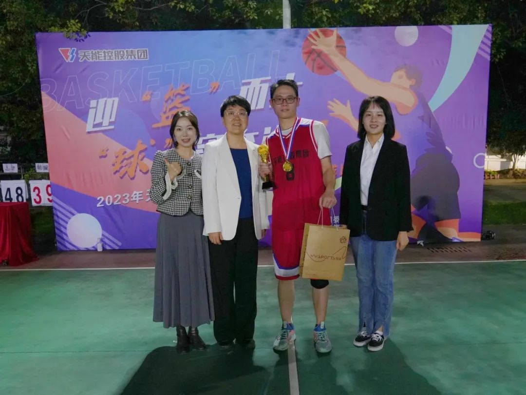缤纷社团丨Young起青春天能量-新闻动态-天能控股集团 - 贡献绿色能源，，，创立优美生涯。。