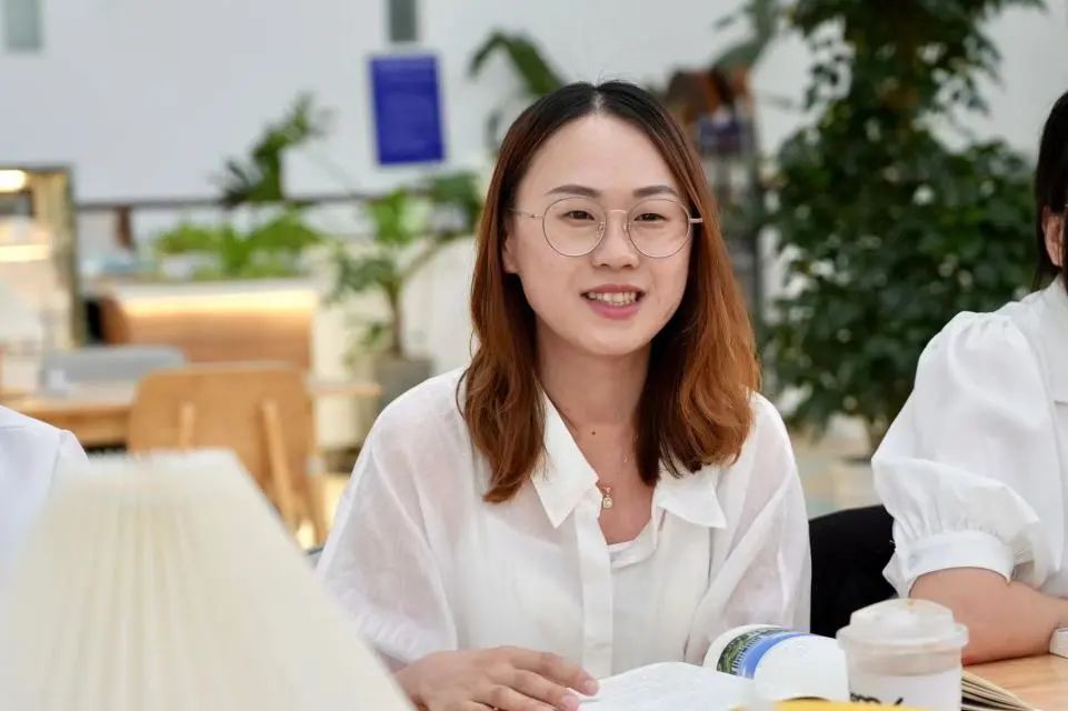缤纷社团丨Young起青春天能量-新闻动态-天能控股集团 - 贡献绿色能源，，，创立优美生涯。。